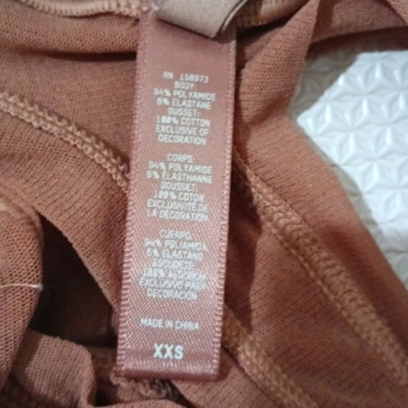 SKIMS Highrise Mesh Thong SIZE XXS - Picture 4 of 5